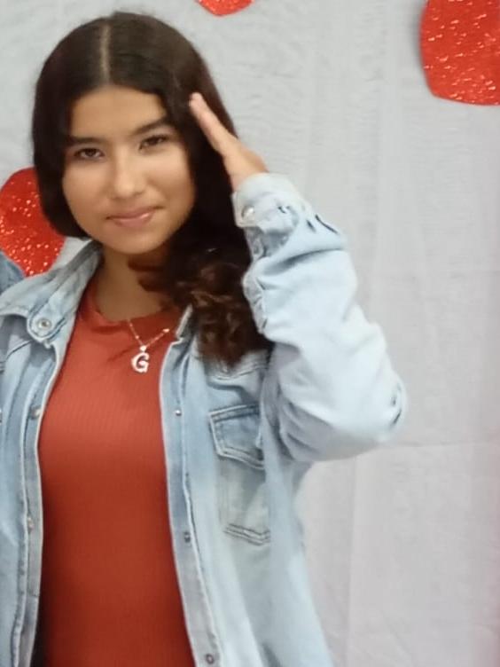 YASMIM VITÓRIA DA SILVA DOS SANTOS DE OLIVEIRA