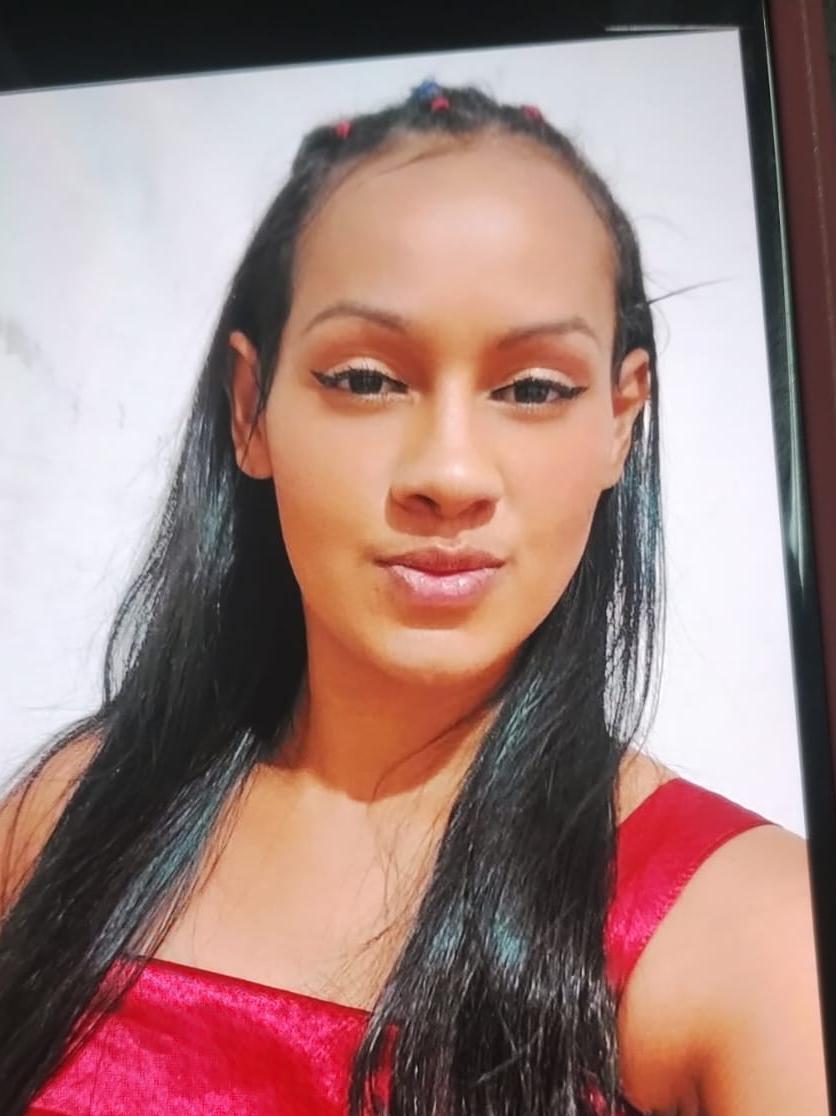 GISELE MARCHINHAKI DE FARIA