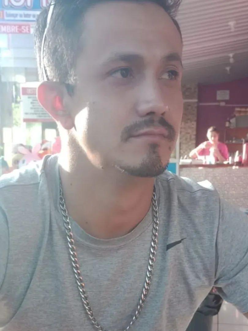 JORGE NEVES DE PAULA JUNIOR