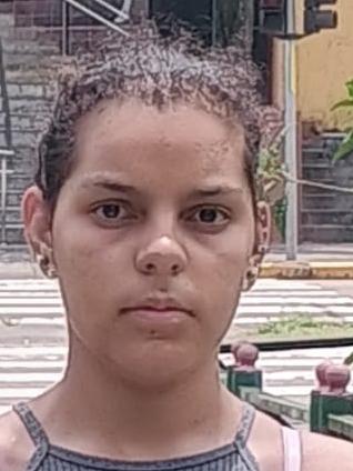 ANA CLARA SATO AZZOPARDI