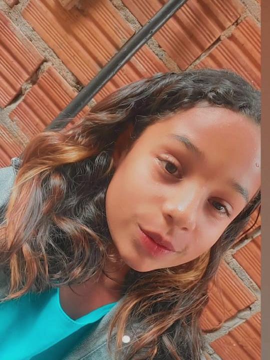 ISABELLY VITORIA MARTINS CLEMENTE