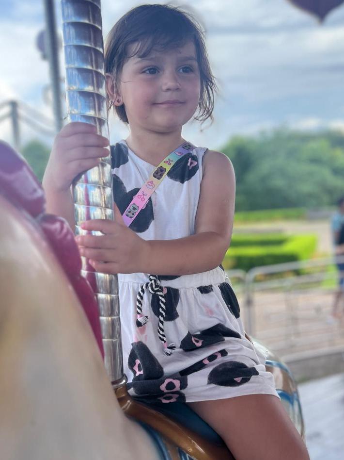 CLARA BELLA SMITH MENDES