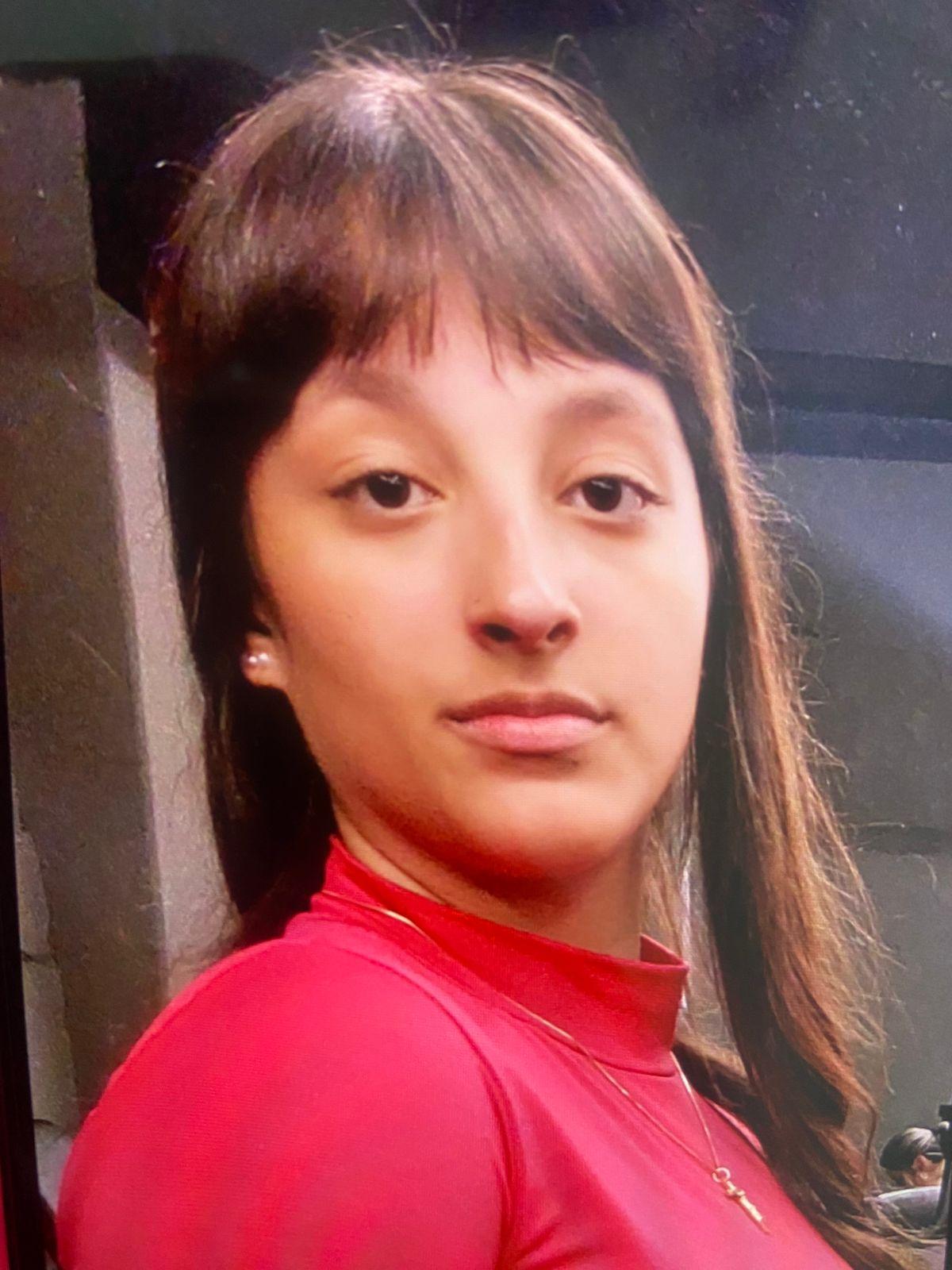 EMILLY MACHADO PERFETTI