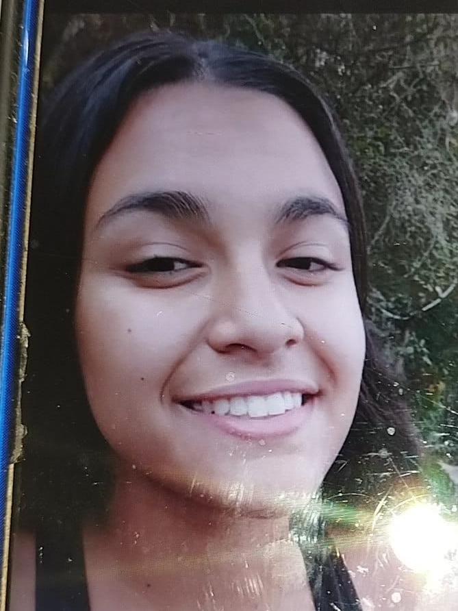 EMILY CAROLINE GERTRUDES GONÇALVES