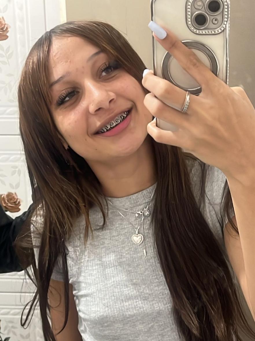 DHULLIELY VITÓRIA BOLLMANN