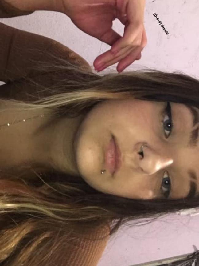 EMILY HACCOURT CARVALHO DE SOUZA