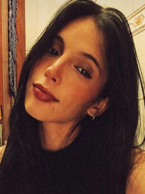 VITORIA BEATRIZ BUREK KOVALECHUCKI SIQUEIRA