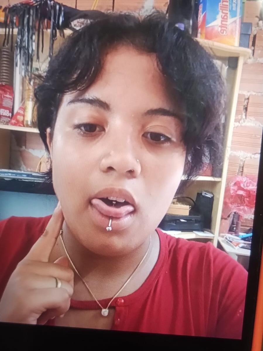EMANUELLE DE OLIVEIRA MARINO