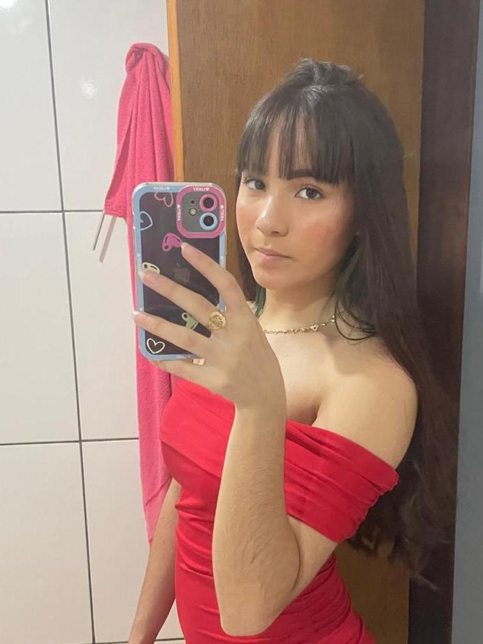 ANA VITÓRIA PEDROSO RAMOS