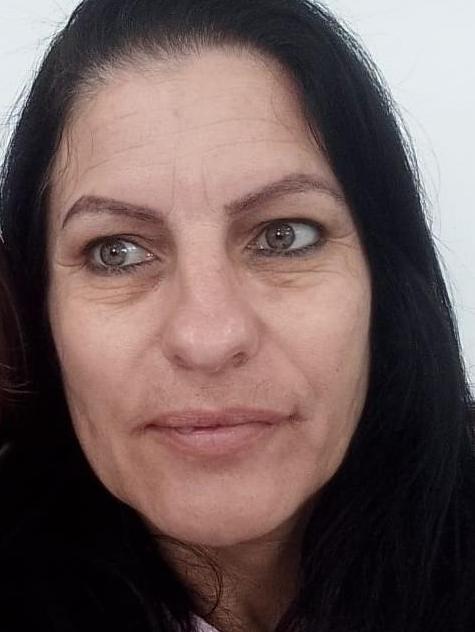 ANDRÉIA LARA MERY SCHOEMBERGER