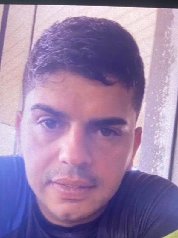 JOSIAS DANIEL SIANI AYALA